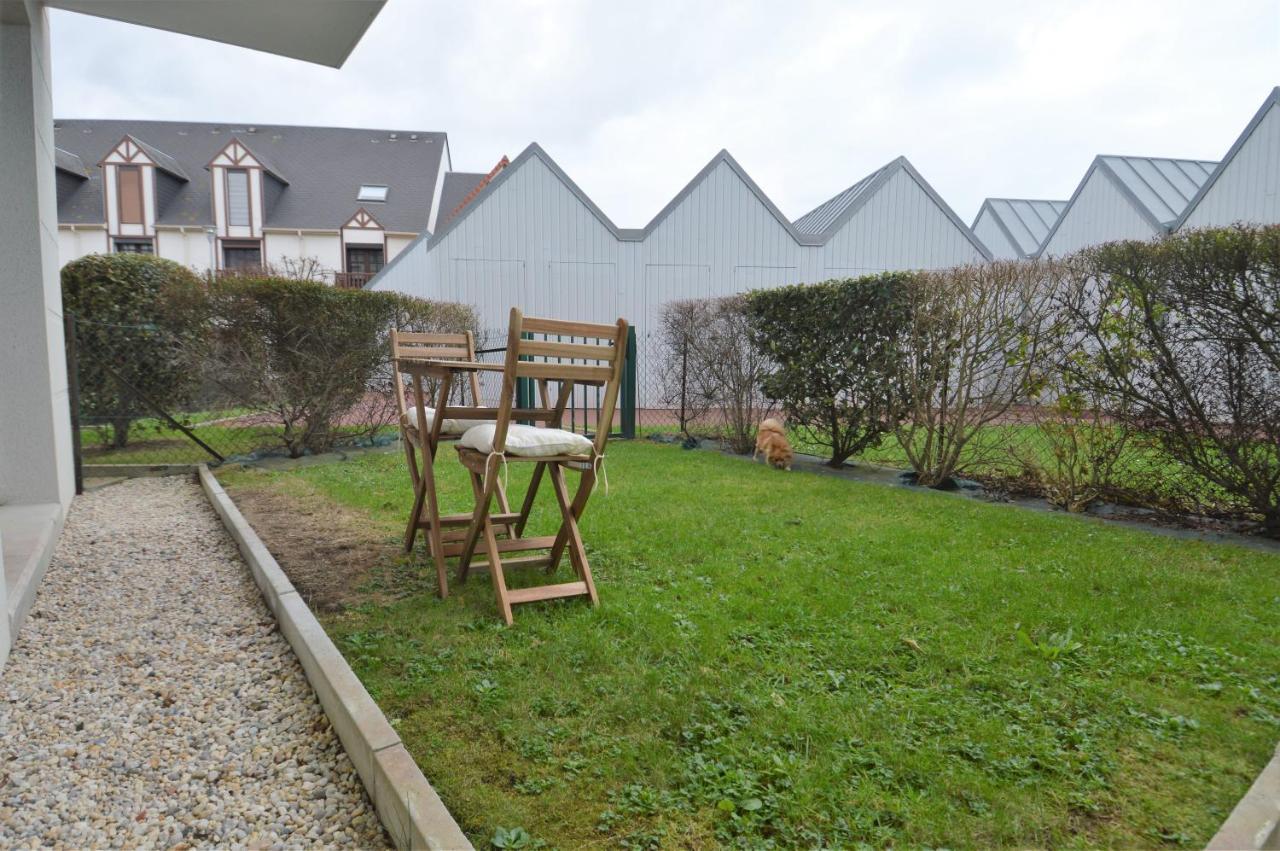 Jardin - à 50m de la plage - Wifi - Parking Courseulles-sur-Mer Esterno foto