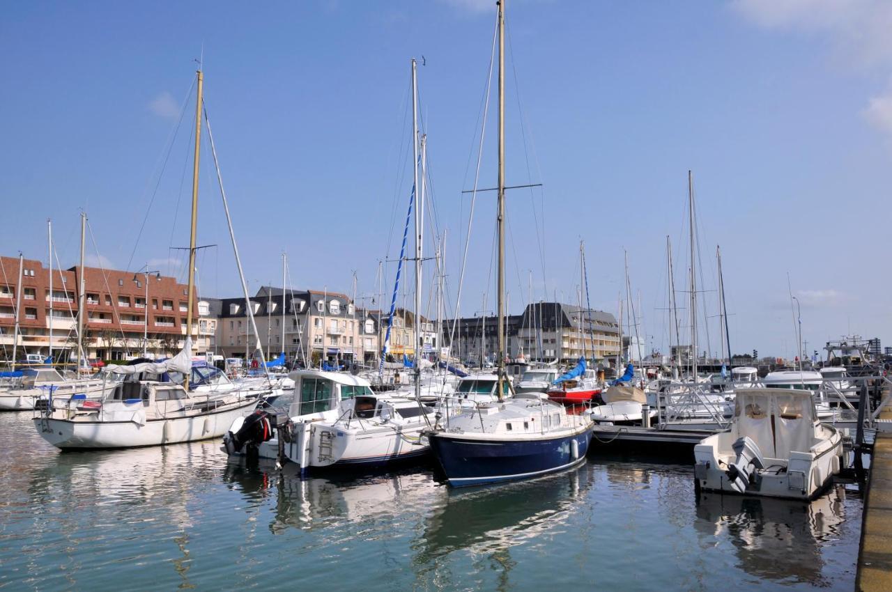 Jardin - à 50m de la plage - Wifi - Parking Courseulles-sur-Mer Esterno foto